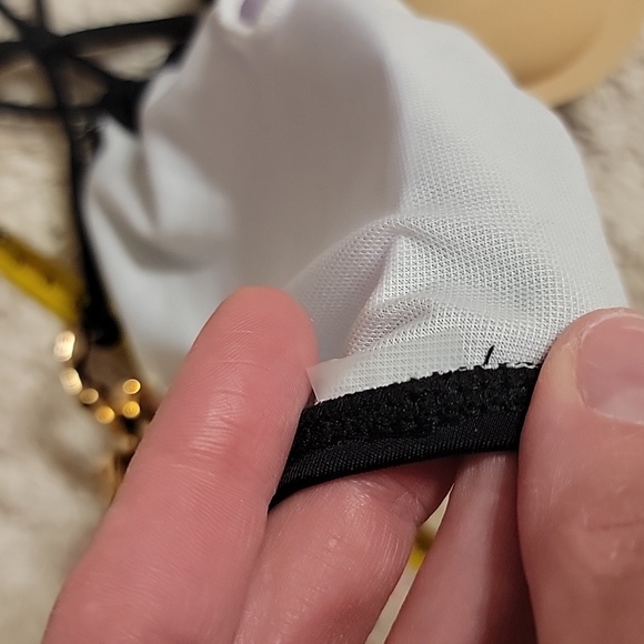 Beach bunny swimming suit size L - Picture 6 of 6